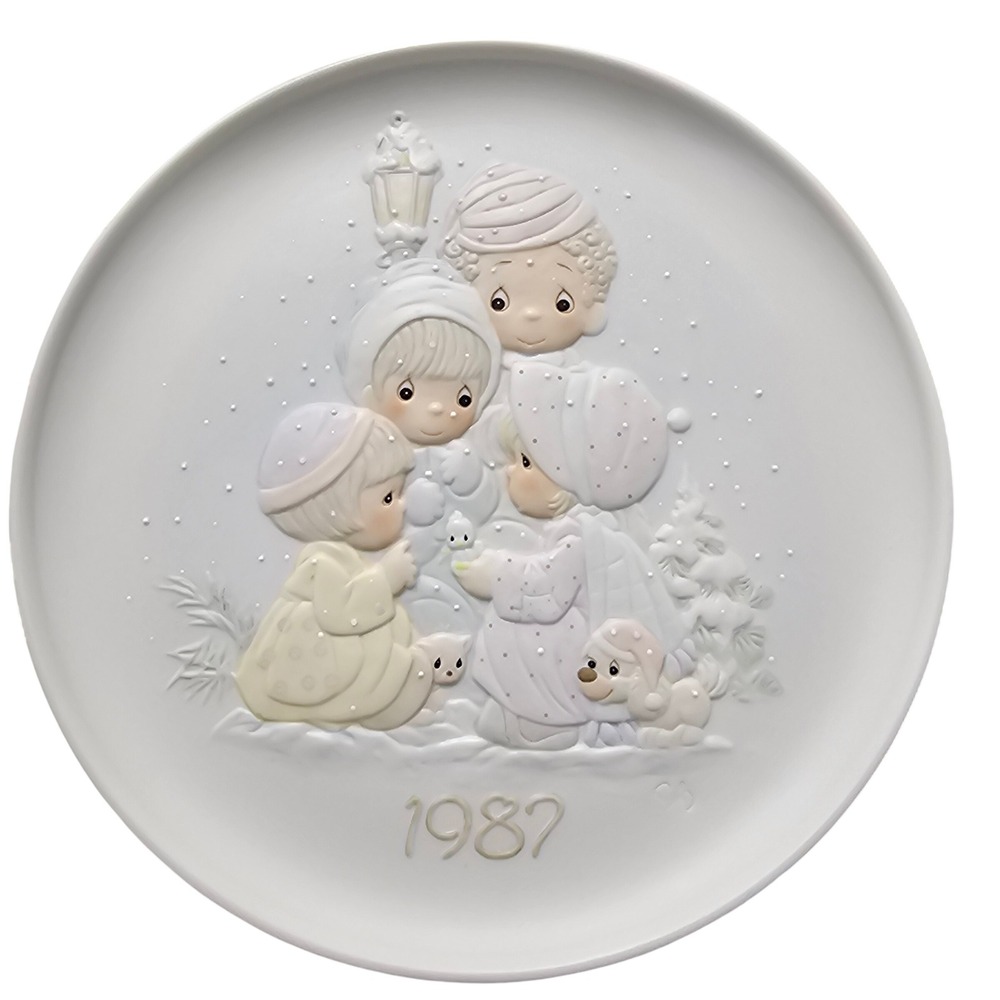 Precious Moments 1987 Christmas Love Series Plate My Peace I Give Unto Thee
